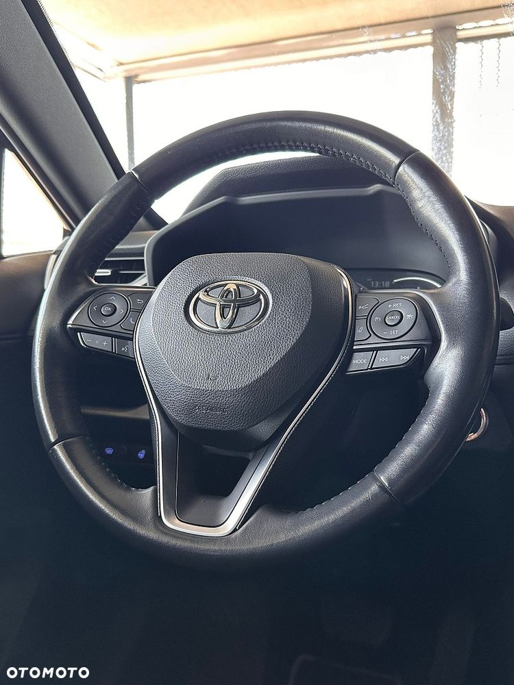 Toyota RAV4 - 11