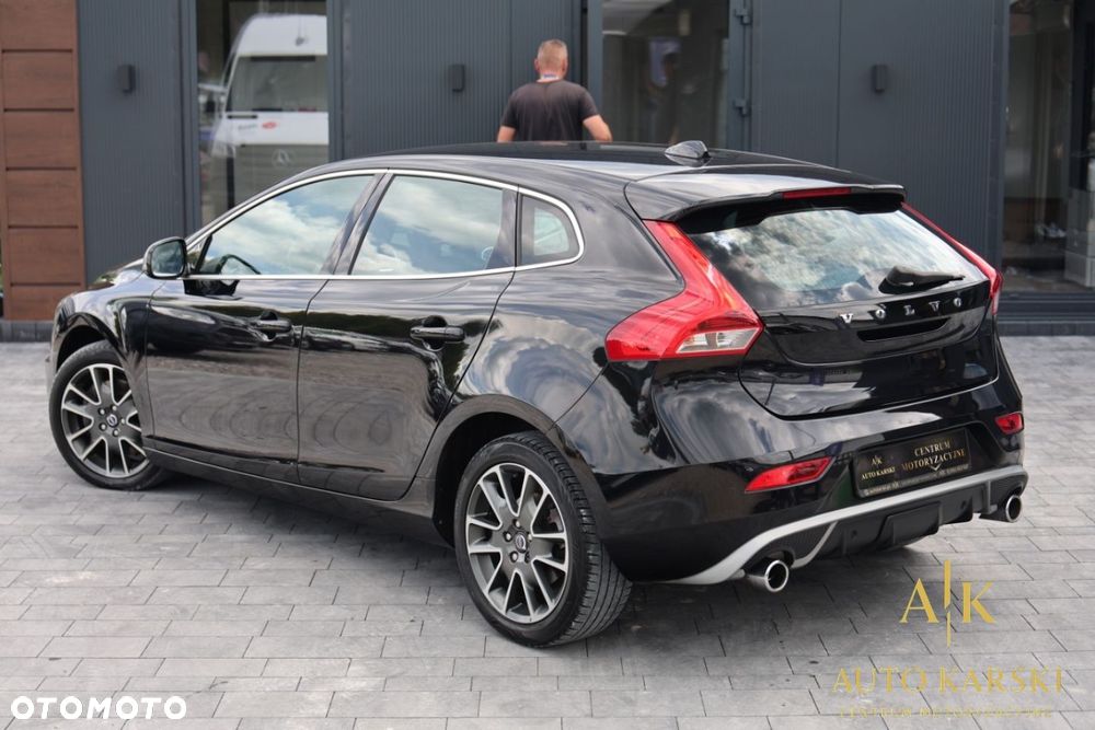 Volvo V40 - 10