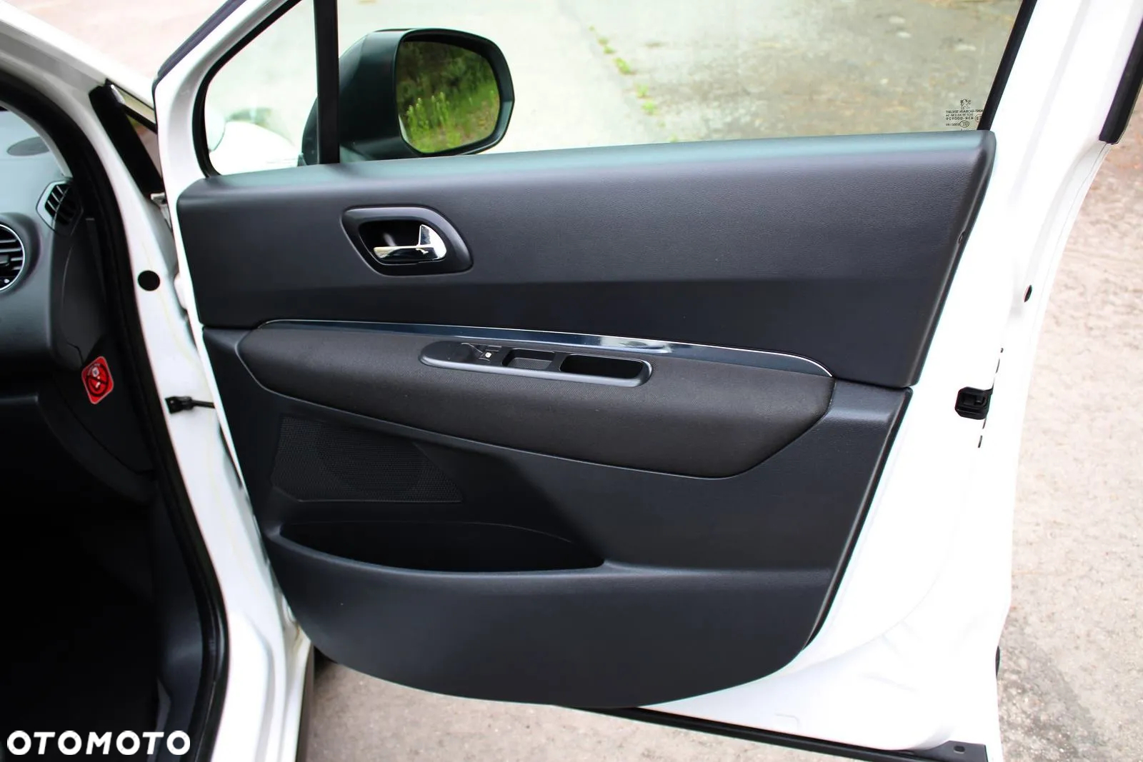 Peugeot 3008 2.0 HDi Allure - 17