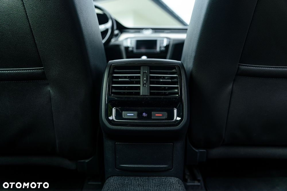 Volkswagen Passat 2.0 TDI BMT Highline DSG - 24