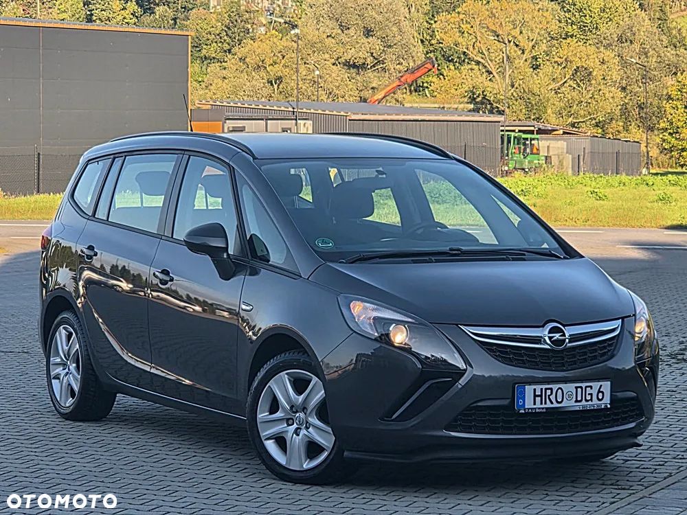 Opel Zafira - 1