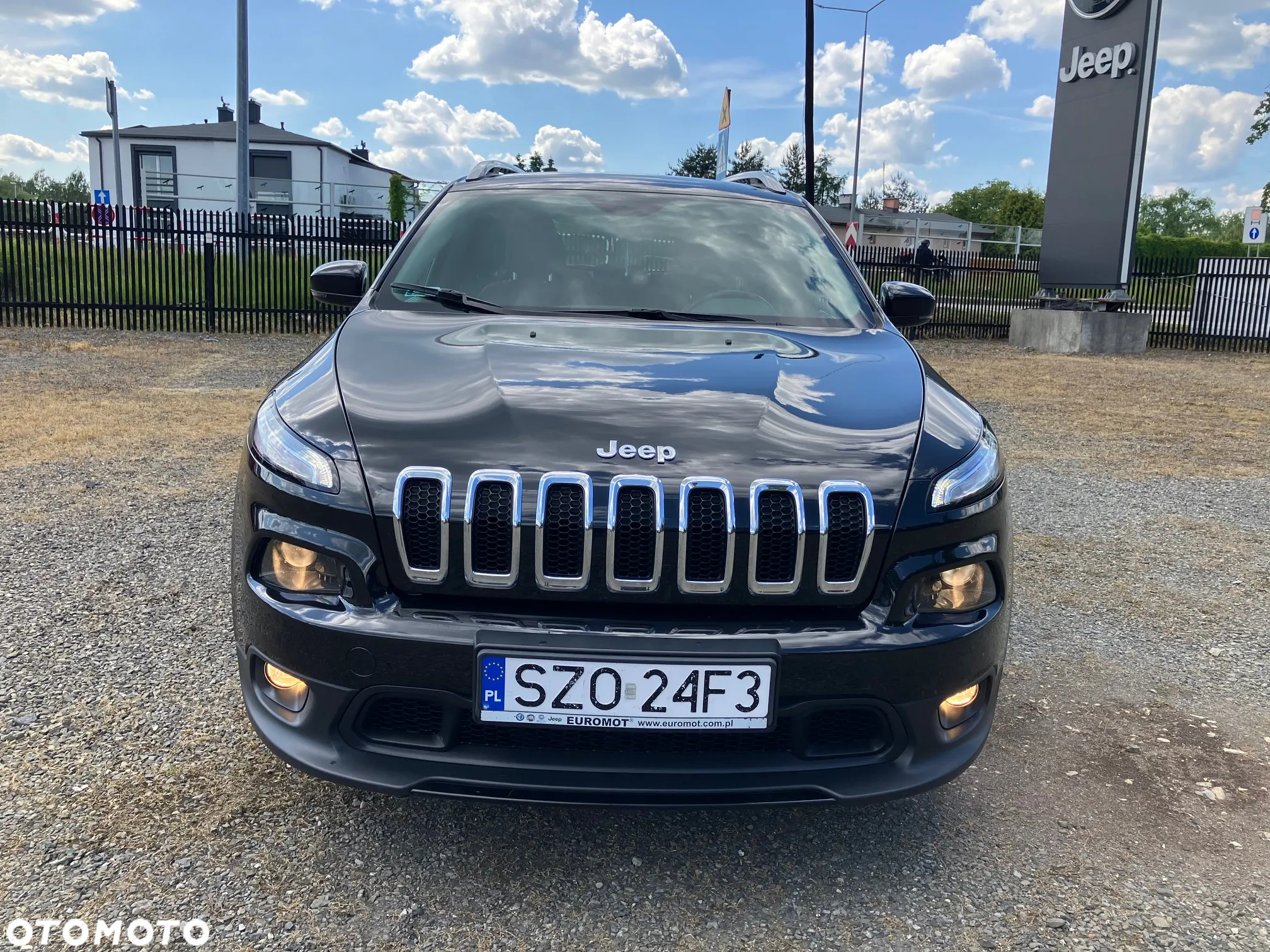 Jeep Cherokee 2.0 MJD 4x2 Longitude - 26