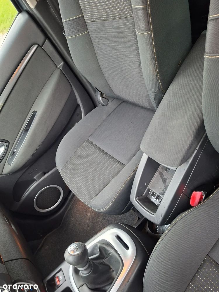 Renault Scenic 1.4 16V TCE Bose Edition - 12