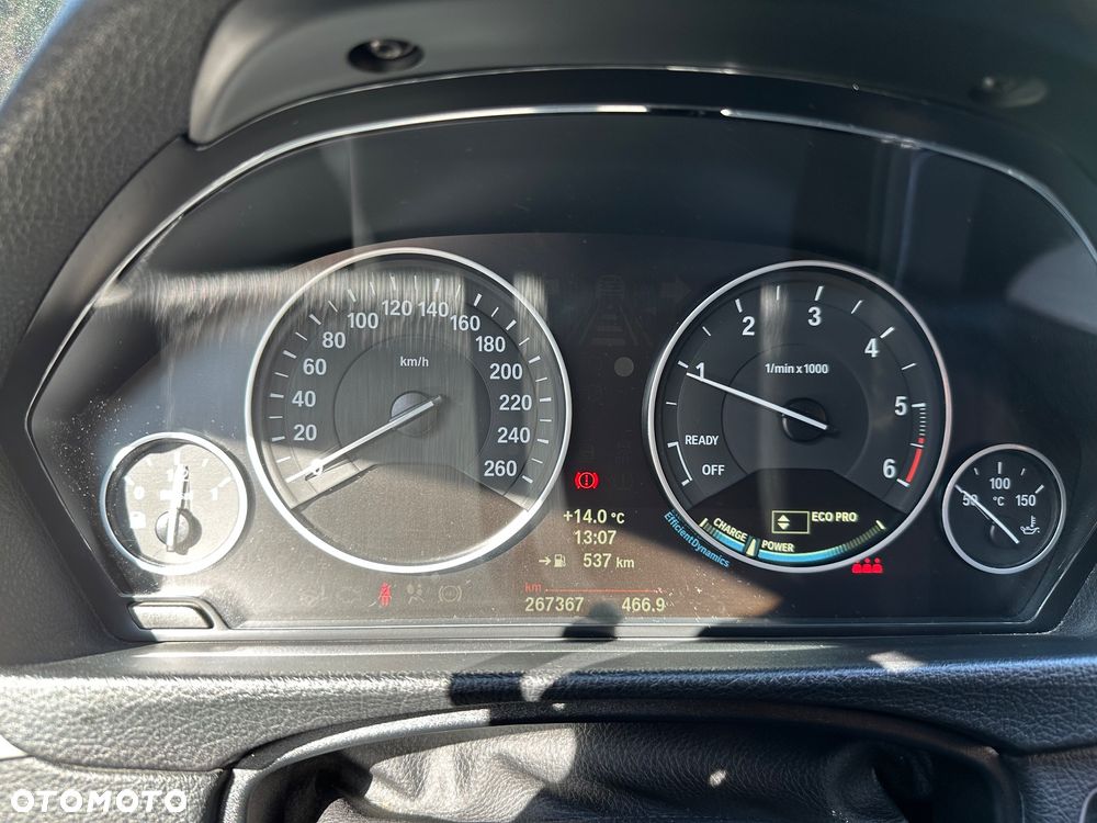 BMW Seria 3 320d DPF - 6