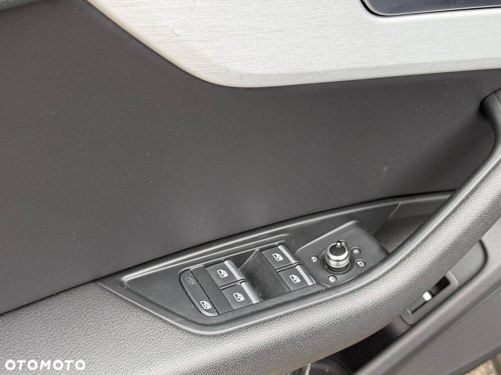 Audi A5 Sportback 2.0 TDI ultra sport - 28
