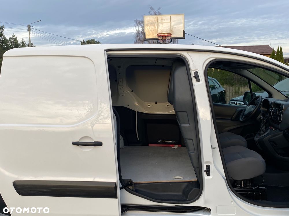 Peugeot Partner - 32