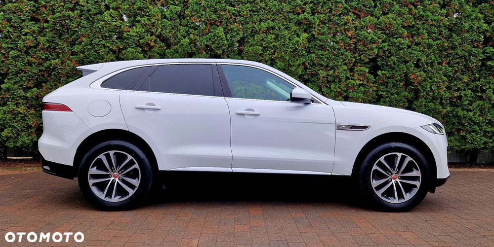 Jaguar F-Pace - 7