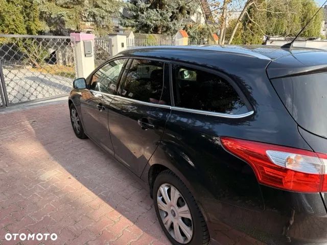 Ford Focus 1.0 EcoBoost Trend - 9