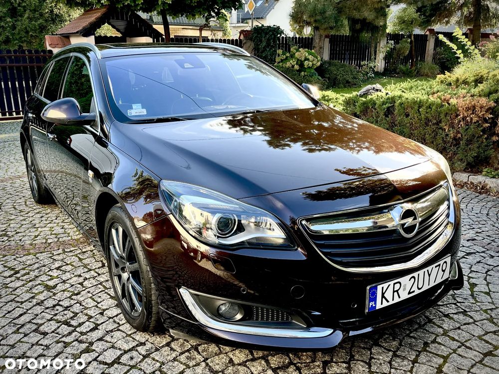 Opel Insignia 2.0 Bi Turbo CDTI 4x4 Sports Tourer Innovation - 1