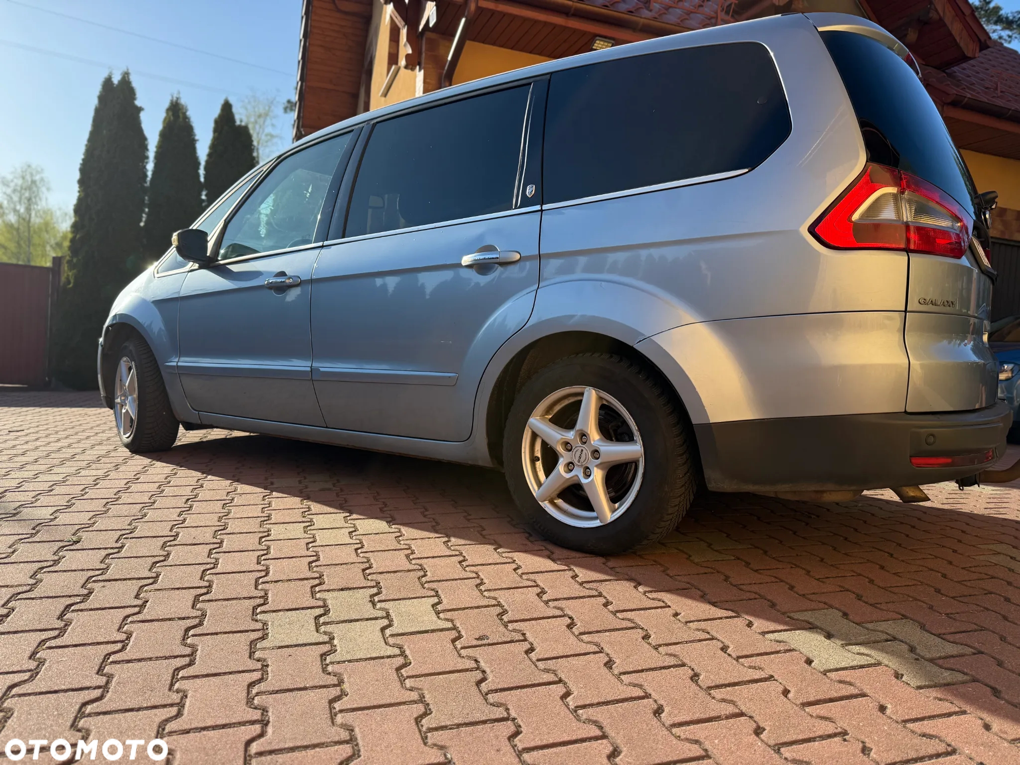 Ford Galaxy 2.0 TDCi Ghia - 4