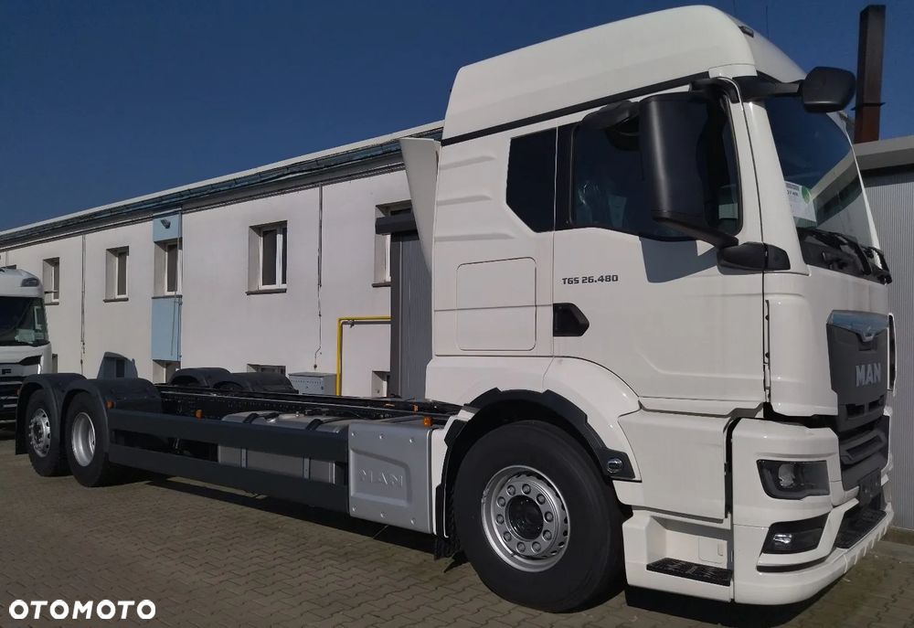 MAN TGS 26.480 NOWY / 6x2 / Rama pod zabudowę / oś skrętna / bez przebiegu / Retarder - 1