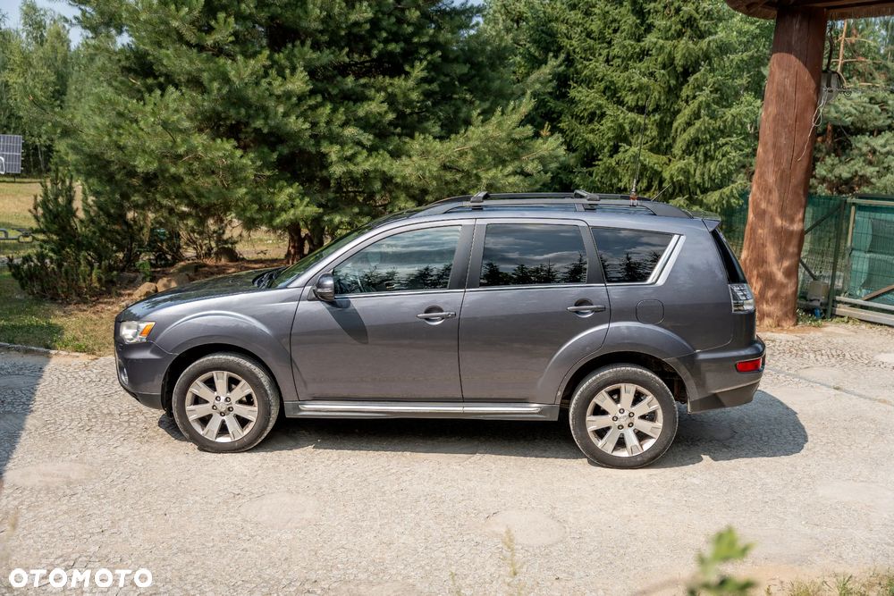 Mitsubishi Outlander 2.2 DID Intense EU5 - 15