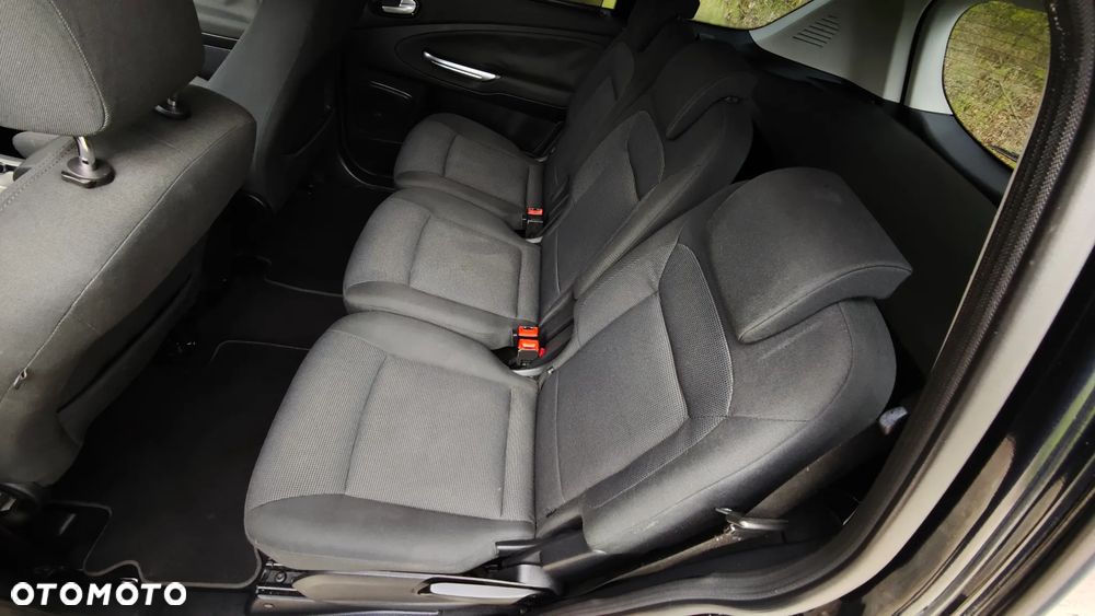 Ford S-Max 2.0 Titanium - 17