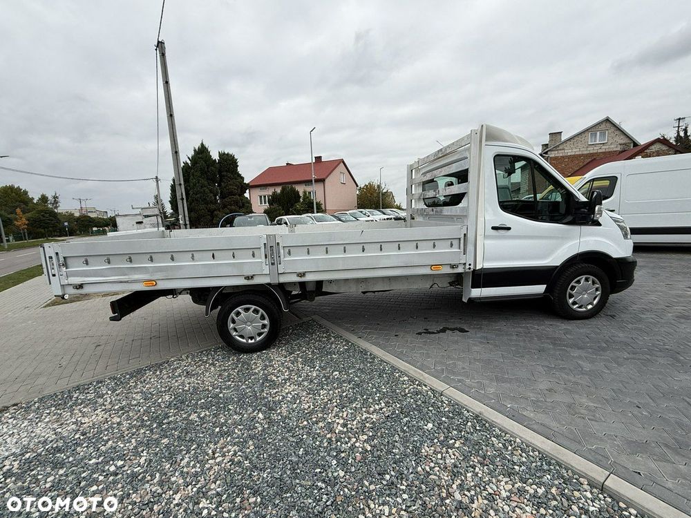 Ford Transit - 10