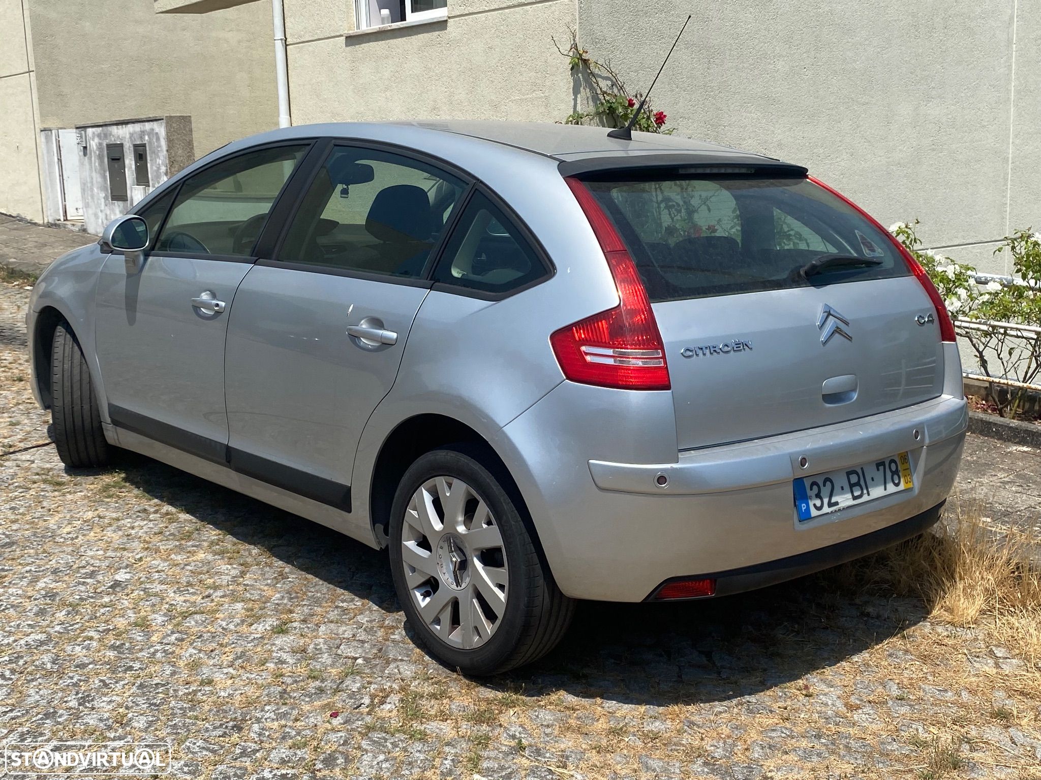 Citroën C4 1.4 16V VTR Pack - 1