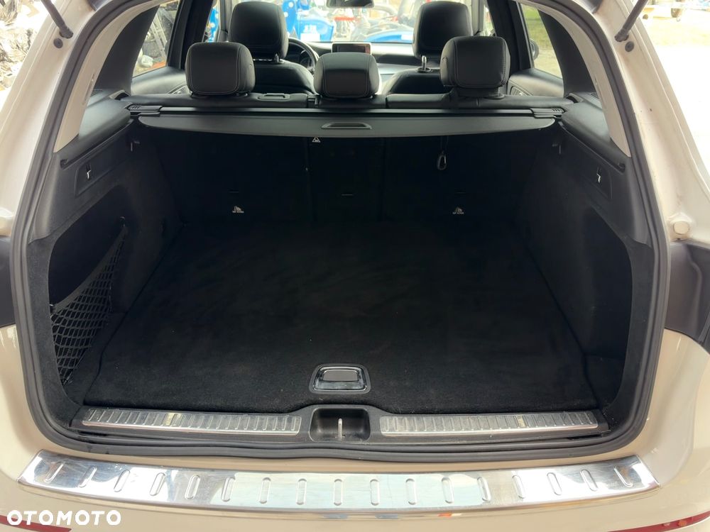 Mercedes-Benz GLC - 20