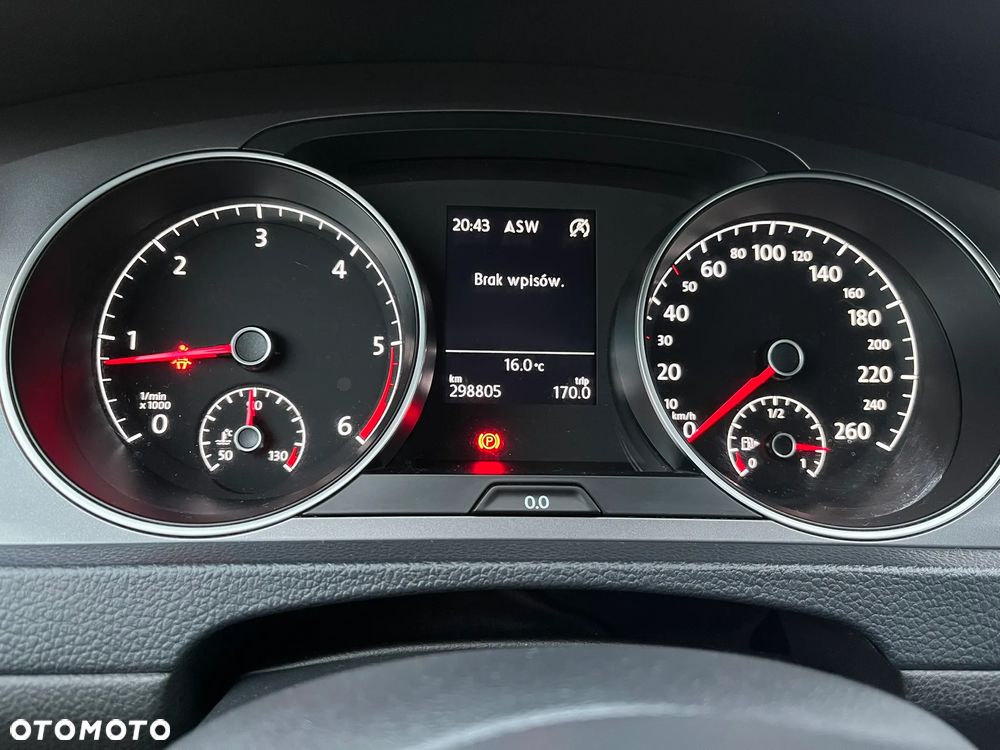 Volkswagen Golf 1.6 TDI BlueMotion Technology Lounge - 26