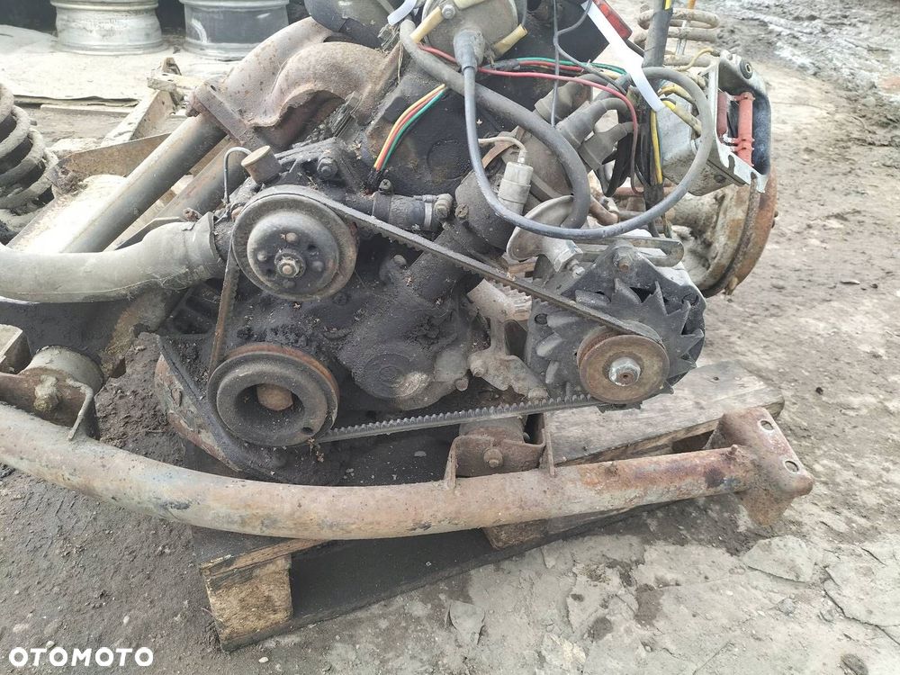 SILNIK BENZYNOWY + KOMPLETNY OSPRZĘT + SKRZYNIA SKODA 105 S I 1.0 8V - 7