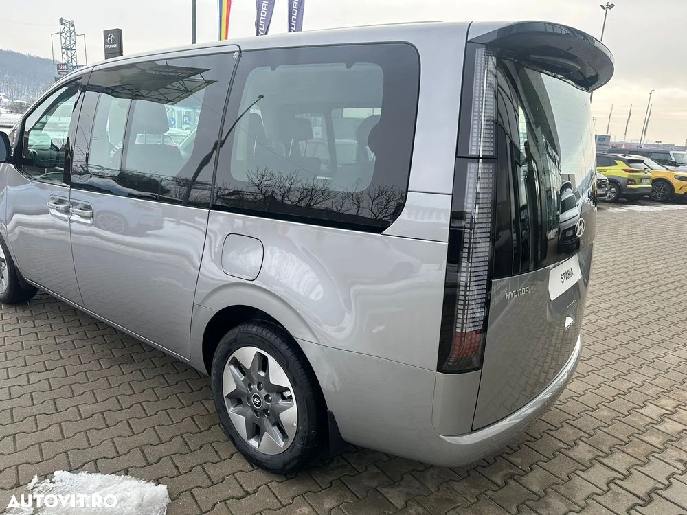 Hyundai Staria 1.6I 215CP 6AT 9 locuri HEV Premium - 8
