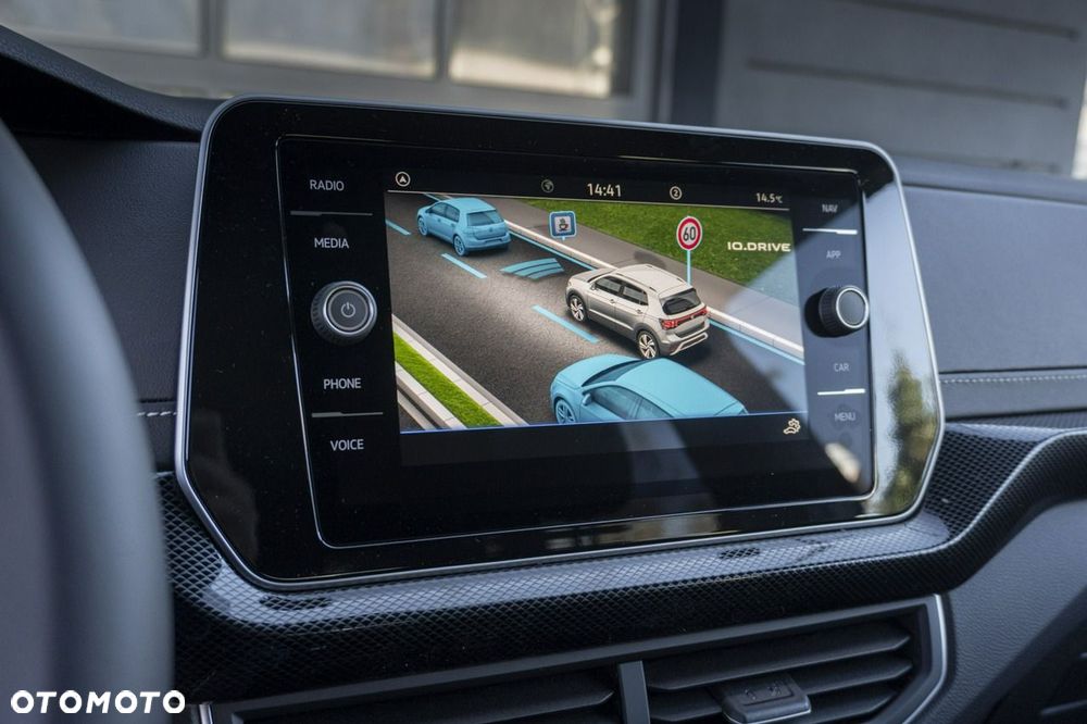 Volkswagen T-Cross - 23