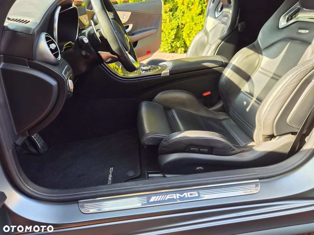 Mercedes-Benz Klasa C AMG 63 AMG Speedshift MCT 9G - 26
