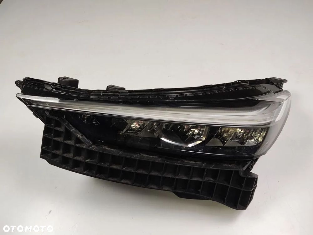 HONDA HR-V od 2021r Lampa Przód Prawa i Lewa Full Led - 9