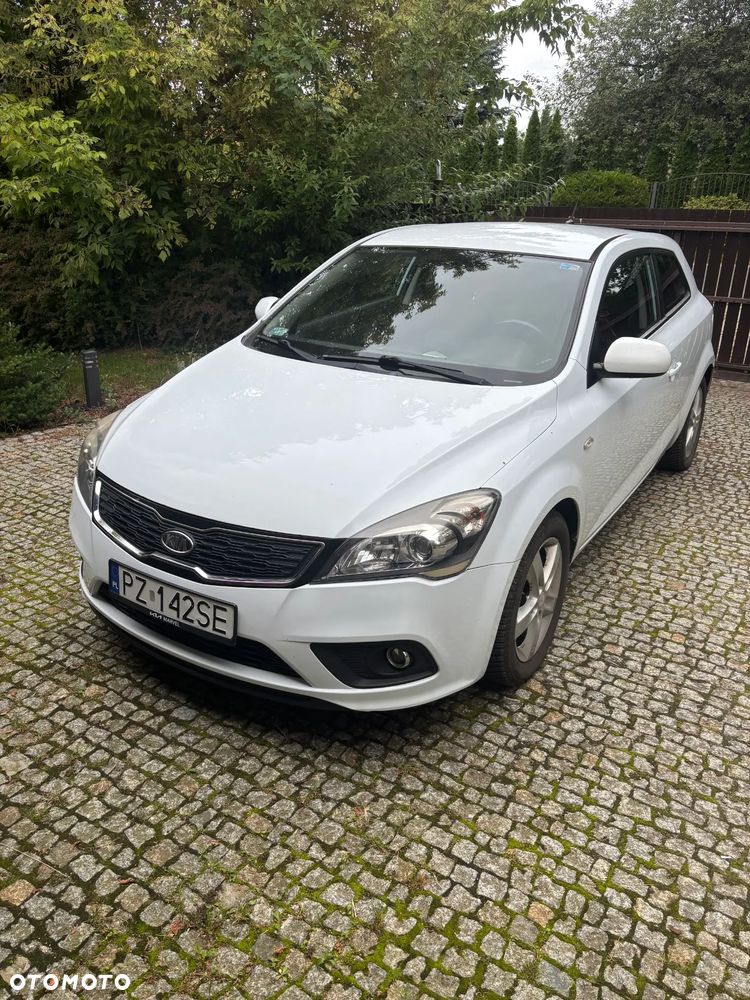Kia Ceed 1.6 CRDi 90 Spirit - 8