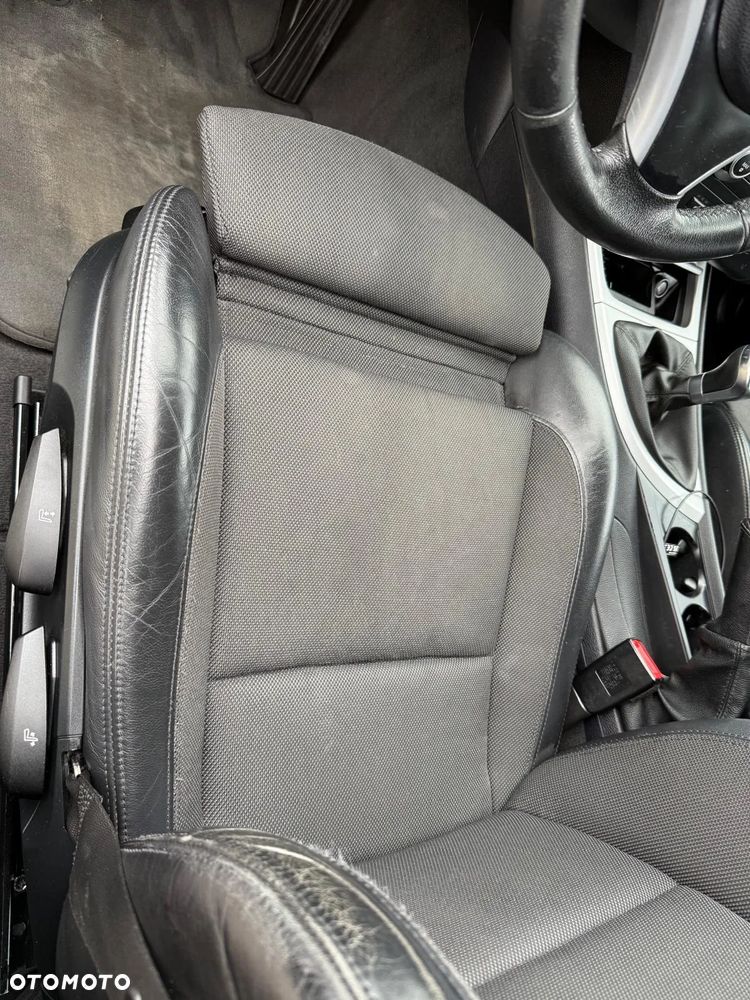 BMW Seria 1 118d DPF Edition Sport - 39