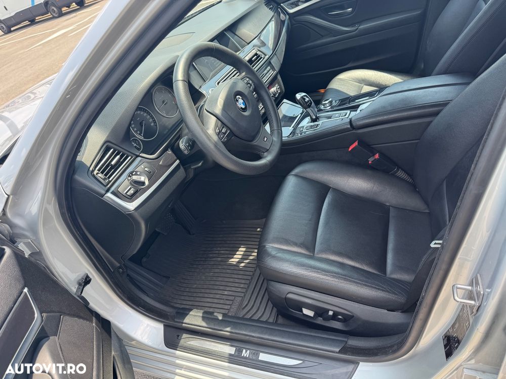 BMW Seria 5 525d Sport-Aut. Modern Line - 9