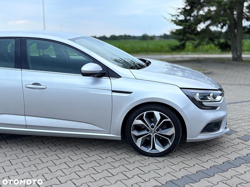 Renault Megane - 11