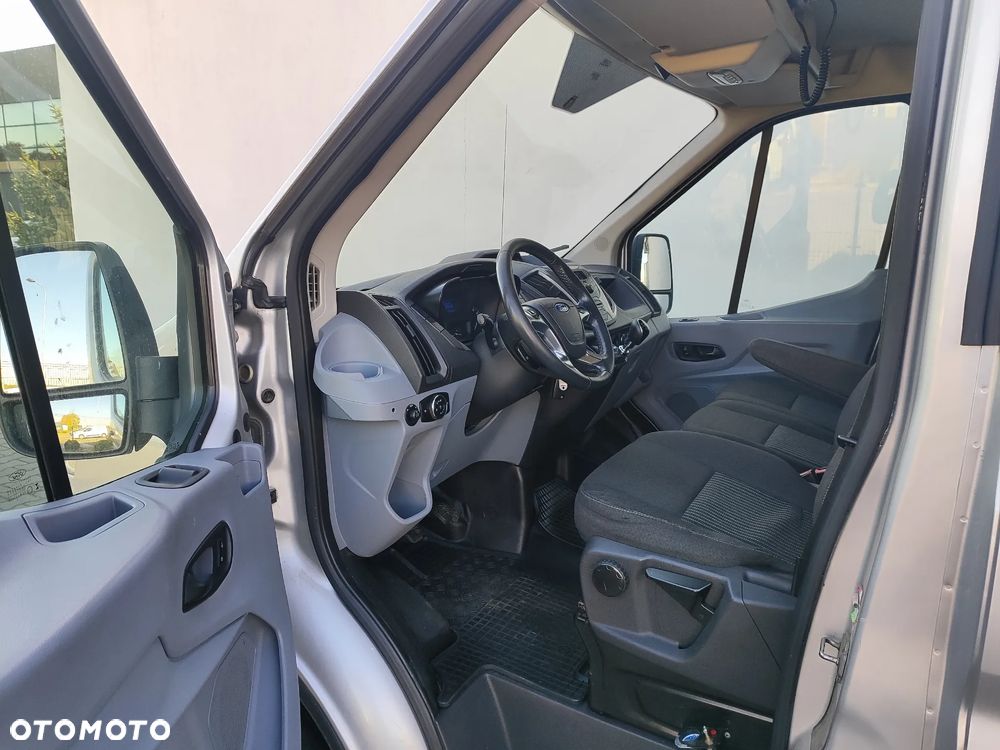 Ford Transit - 8
