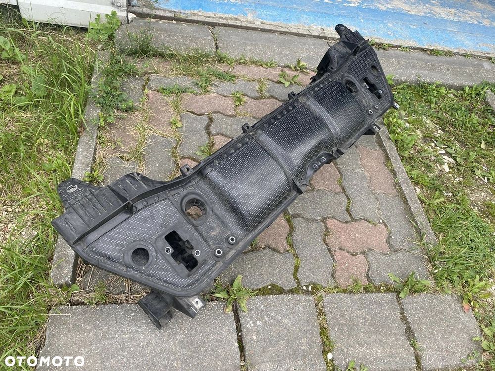 PAS PRZEDNI MERCEDES GLE GLS W167 A1676206601 - 3