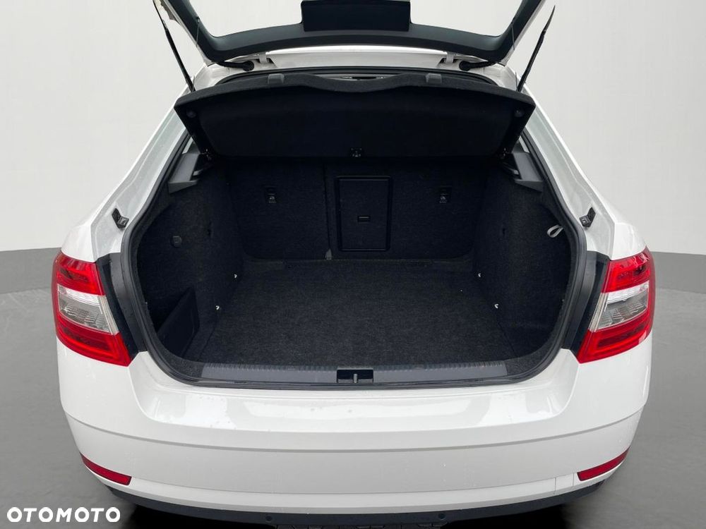 Skoda Octavia 1.6 TDI Ambition - 17