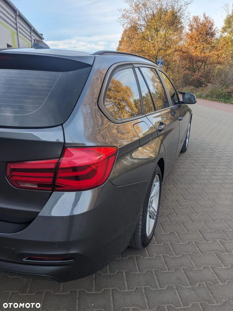 BMW Seria 3 320d xDrive Edition Luxury Line Purity - 7