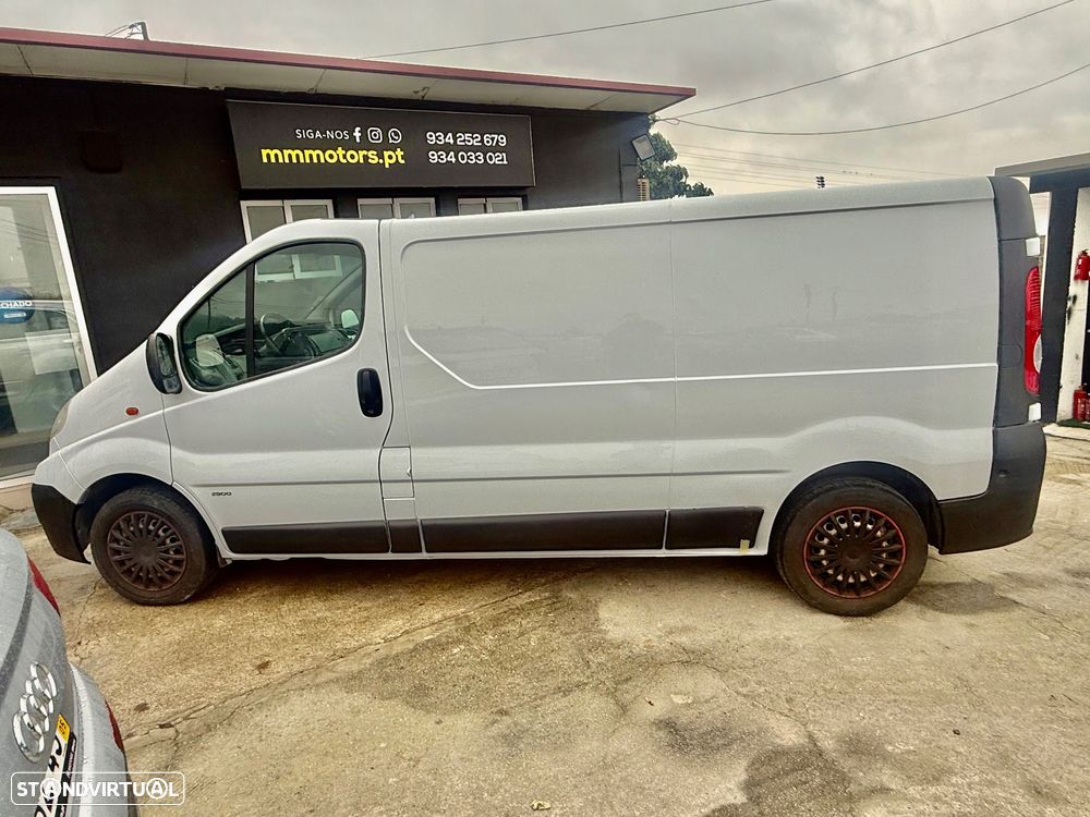 Opel Vivaro longa - 56