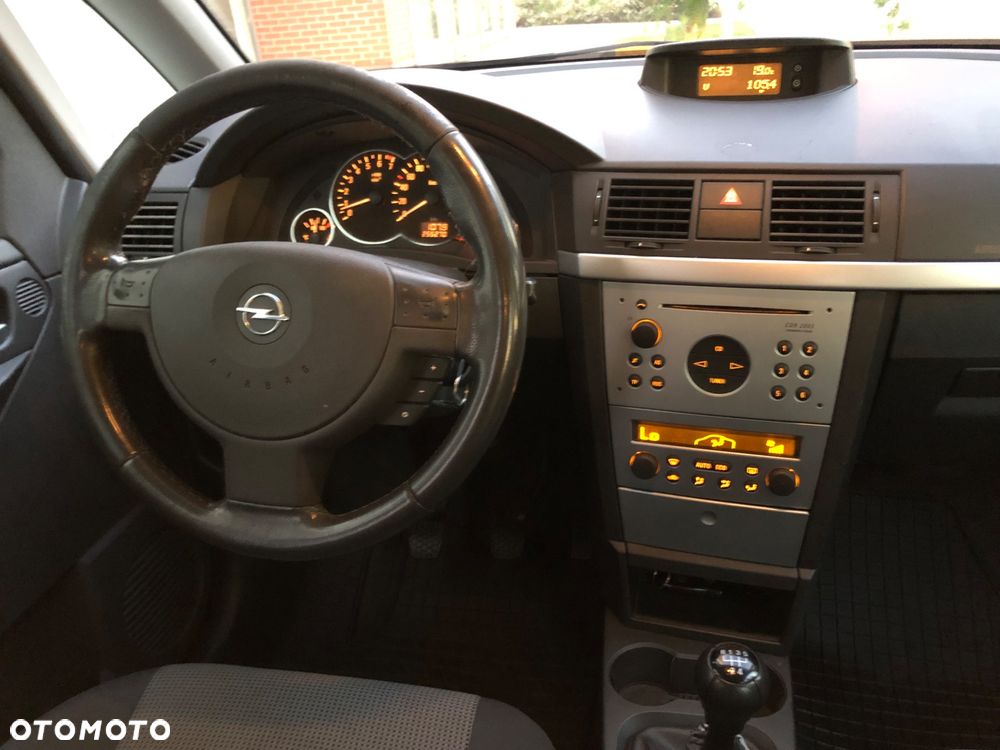 Opel Meriva 1.8 16V Enjoy - 25