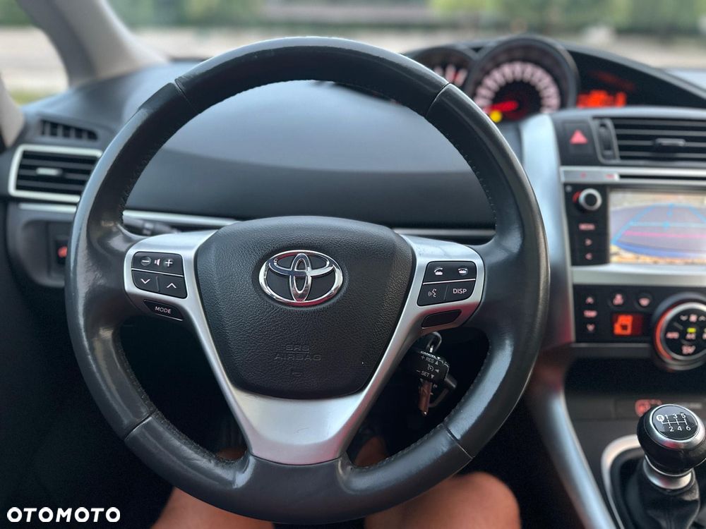 Toyota Verso - 33