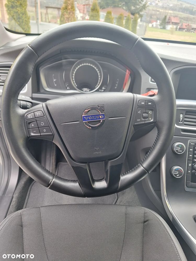Volvo V60 Cross Country D3 Geartronic Kinetic - 10