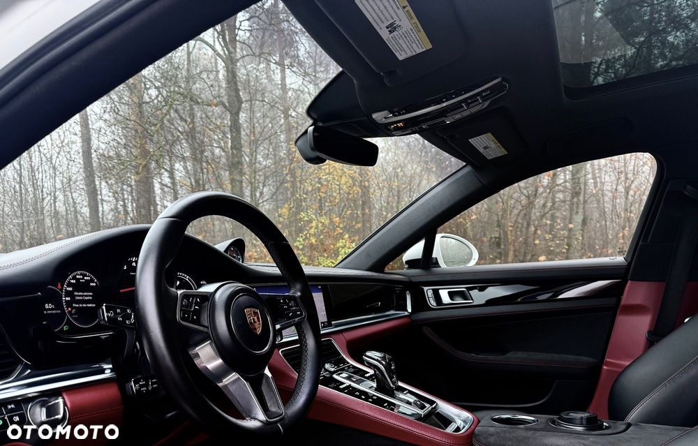 Porsche Panamera - 10