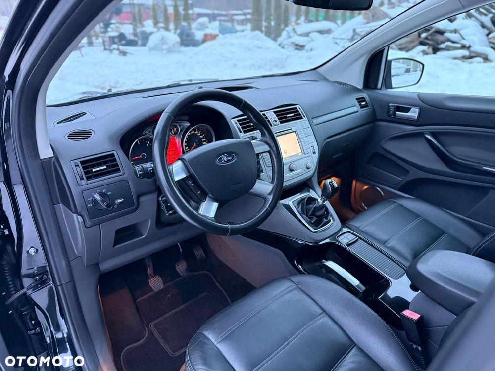 Ford Kuga 2.0 TDCi 4x4 Titanium - 14