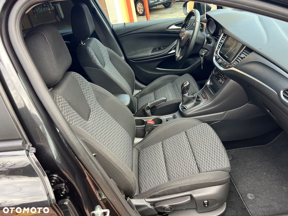 Opel Astra V 1.4 T Dynamic - 17
