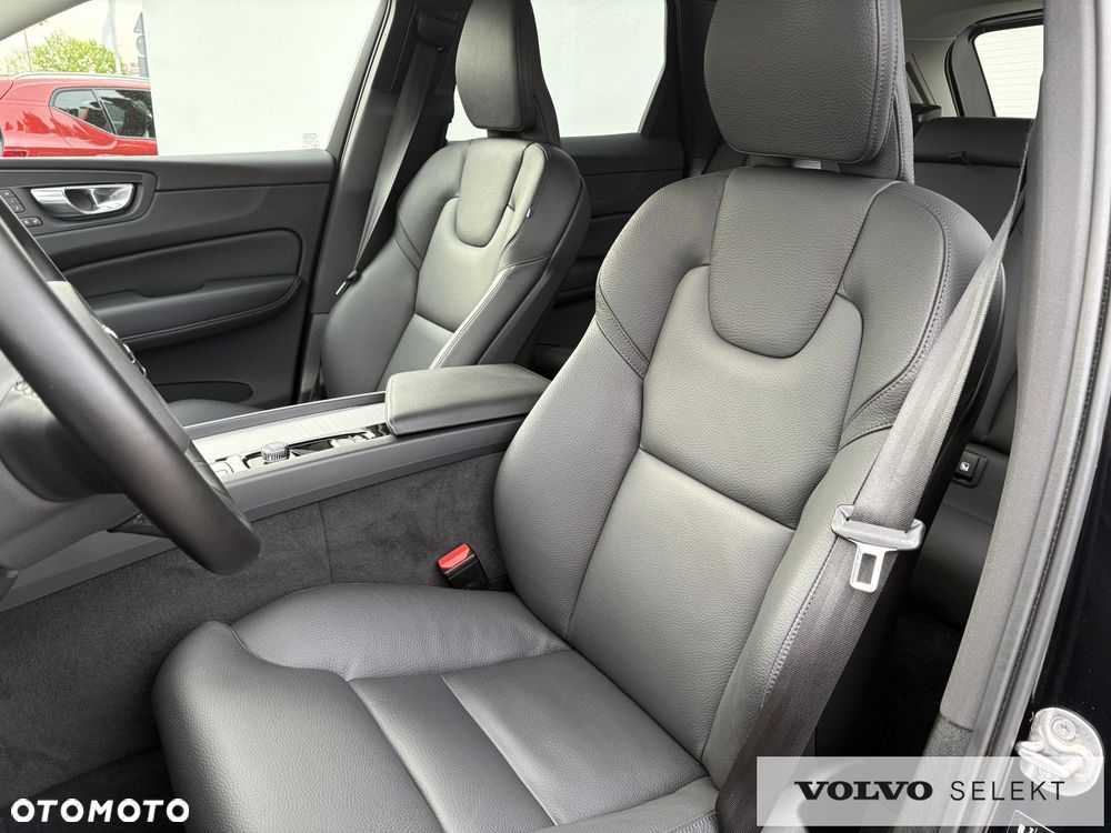 Volvo XC 60 - 8