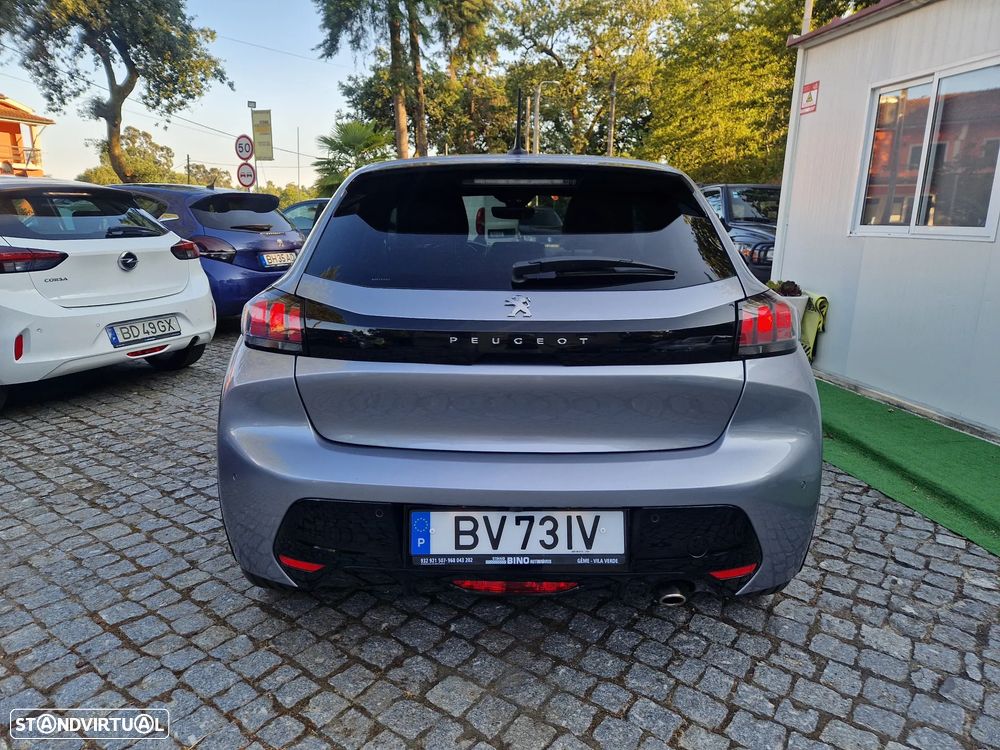 Peugeot 208 1.2 PureTech GT Line - 4