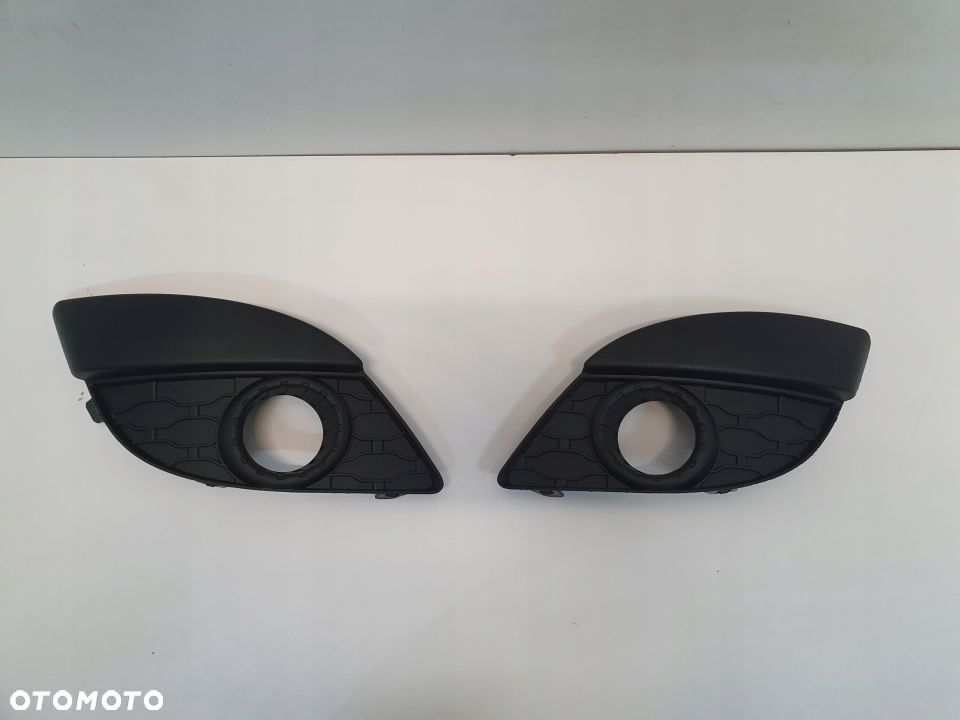 KRATKA ZDERZAKA LEWA RENAULT TWINGO II ORYGINALNA - 1