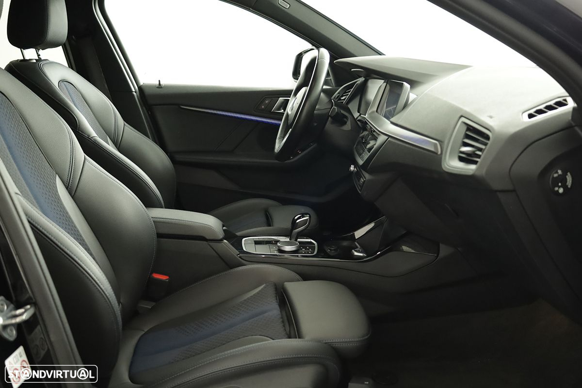 BMW 116 d Pack Desportivo M Auto - 26