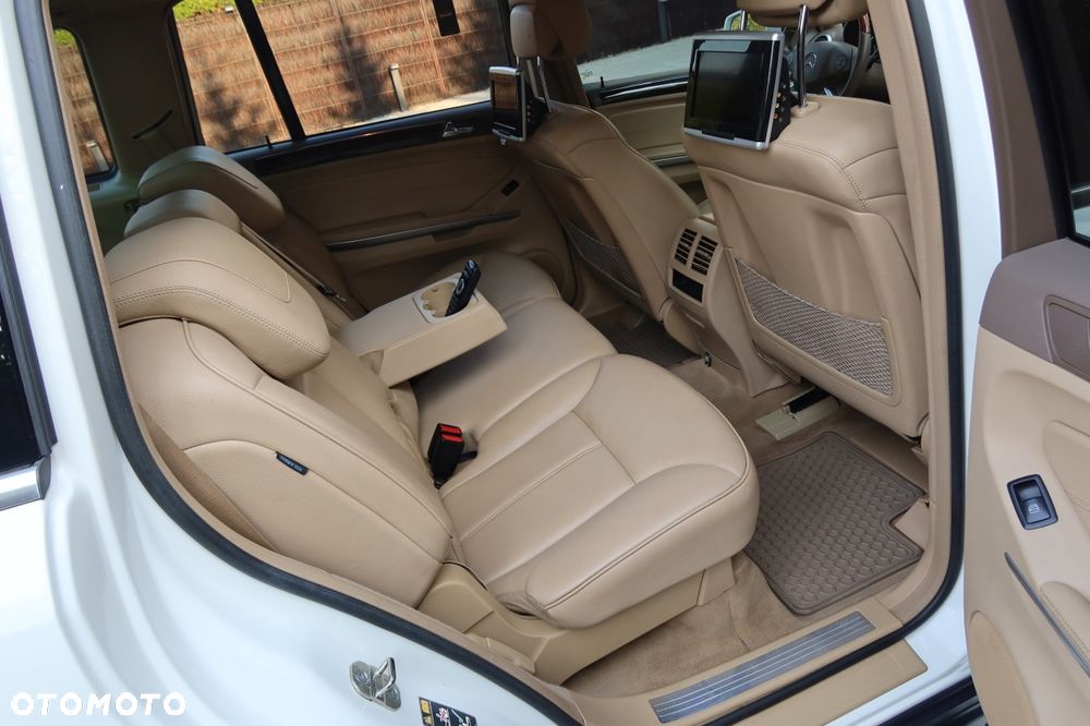 Mercedes-Benz GL 350 BlueTEC - 31
