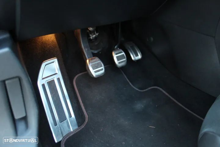 Peugeot 308 PureTech 263 Stop & Start GTi by Sport - 35
