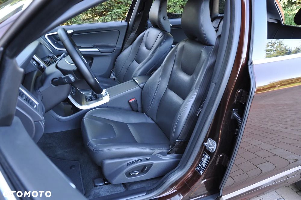 Volvo XC 60 - 20