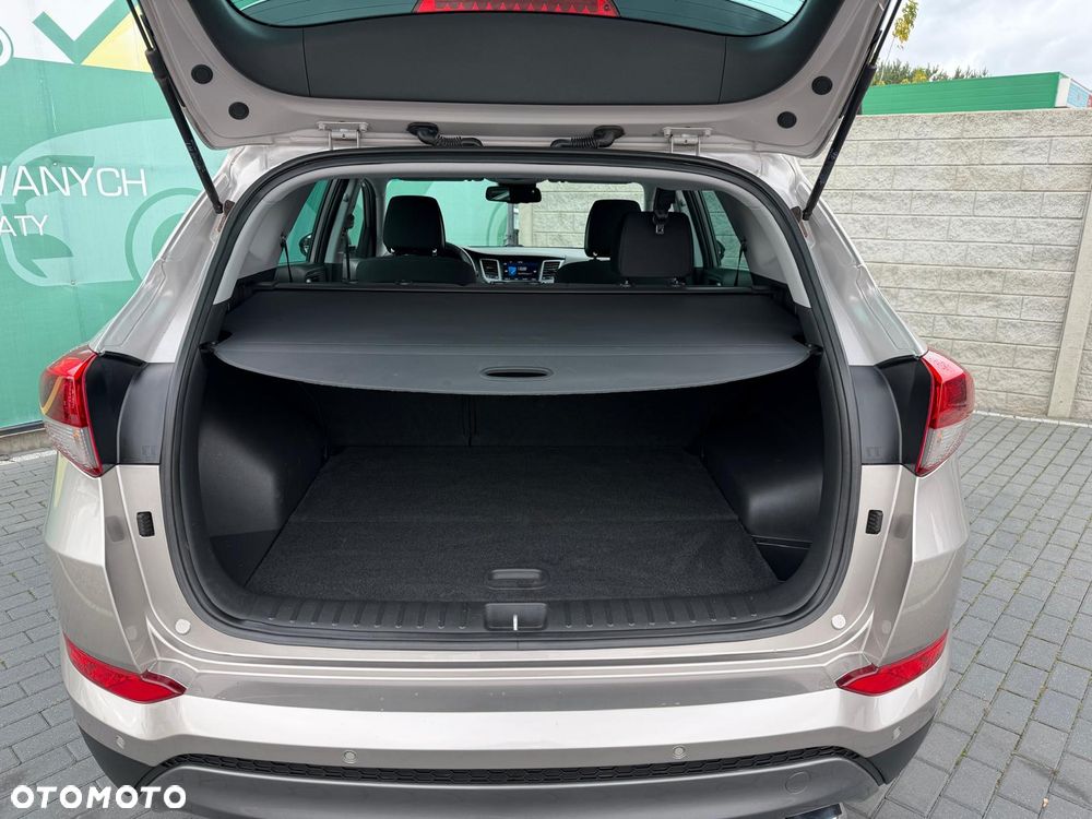 Hyundai Tucson 2.0 CRDi 4WD Intro Edition - 23