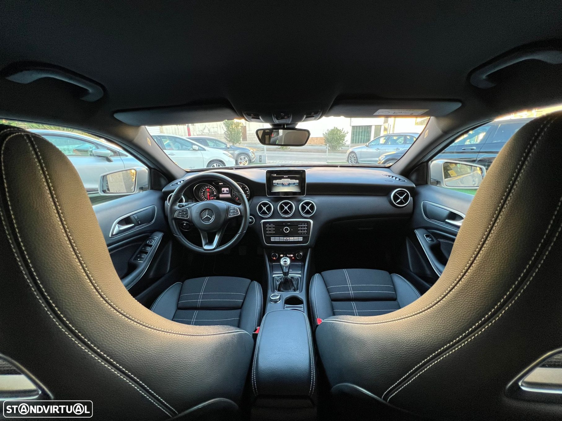 Mercedes-Benz A 180 d Urban - 12
